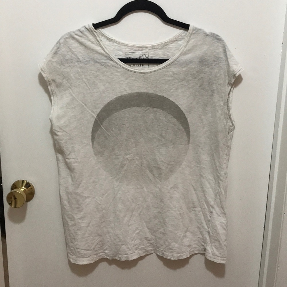 Free People ~ Graphic Tshirt
